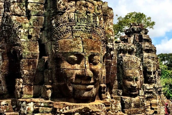 Chiêm ngưỡng tàn tích kinh đô cuối cùng của đế quốc Khmer