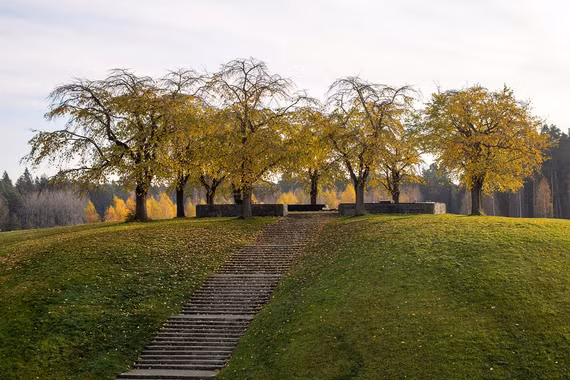 Nghĩa trang trăm tuổi đẹp nhất thế giới ở Thụy Điển 