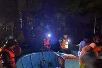 Khẩn trương tuyên bố tình trạng khẩn cấp ở 34 xã, phường ứng phó với mưa lũ 