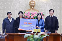 Trao 20 tỷ đồng hỗ trợ Lâm Đồng khắc phục thiệt hại do mưa lũ