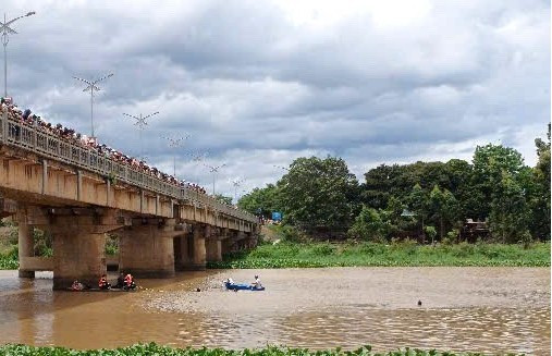 Tìm kiếm thiếu niên nhảy cầu ở huyện Kông Chro cau.jpg