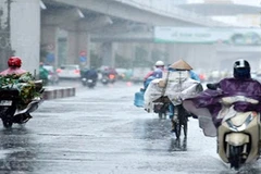 Miền Bắc đón không khí lạnh cuối mùa gây mưa dông diện rộng