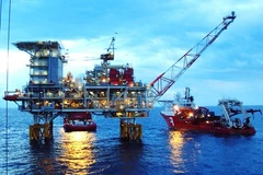 Lợi nhuận sau thuế của Tập đoàn Dầu khí 2016 tiếp tục giảm mạnh