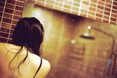 Ngoại tình với "phi công trẻ" người phụ nữ có chồng bị tống tiền bằng clip hình ảnh “nóng”.