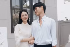 Quỳnh Lương và chồng thiếu gia tình tứ trong lễ ăn hỏi