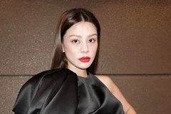 "Chị đẹp" Bùi Lan Hương đáp trả khi bị chê hát nhạc Trịnh