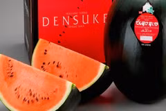 Dưa hấu đen giá khủng 130 triệu đồng/quả có gì đặc biệt? 