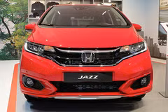 Chi tiết xe Honda Jazz X-Road bản thể thao cho năm 2018