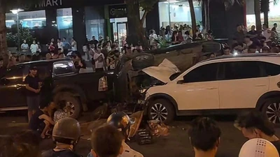 Hiện trường vụ tai nạn liên hoàn khiến một người tử vong ở Dương Nội