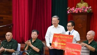 TBT Tô Lâm thăm TT điều dưỡng thương binh Thuận Thành