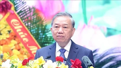Thi đua Quyết thắng toàn quân tạo đột phá mới xây dựng quân đội cách mạng, chính quy, tinh nhuệ, hiện đại