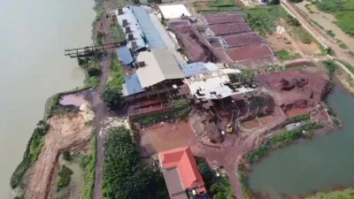 Khởi tố 3 đối tượng sàng lọc quặng sắt gây ô nhiễm môi trường ở Bắc Ninh