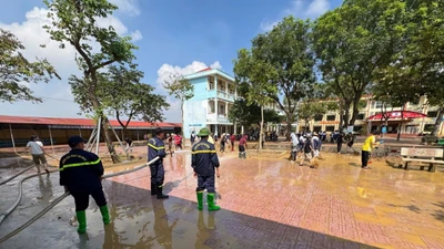 Trường học ở Bắc Ninh dọn dẹp sau lũ, chuẩn bị đón học sinh trở lại