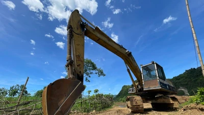 Cận cảnh dự án nạo vét suối tiền tỷ dừng thi công