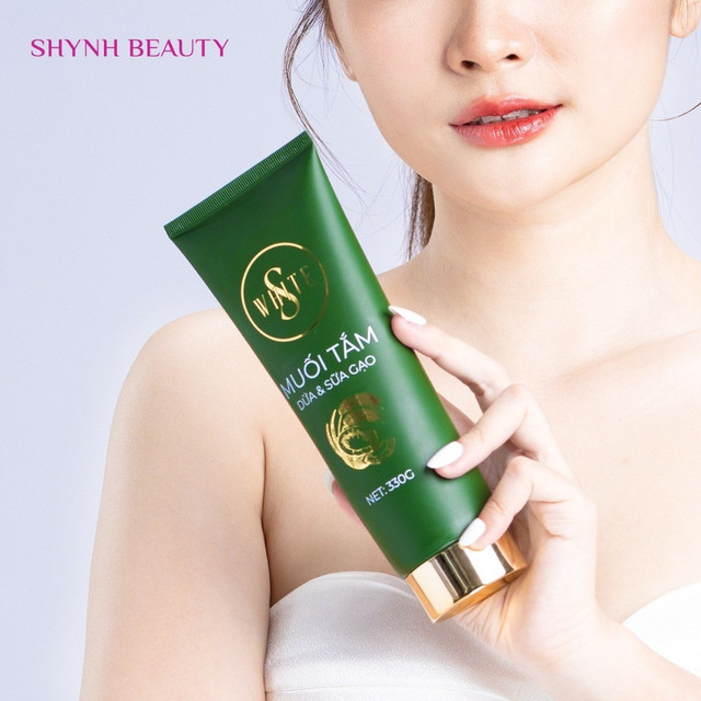 Sản phẩm muối tắm dừa và sữa gạo do Shynh Beauty đưa ra thị trường (Ảnh internet) 111.jpg