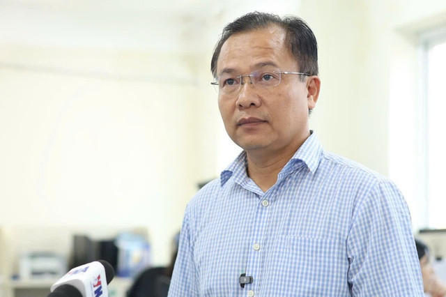 Ông Lê Ngọc Quyền, Phó Giám đốc Đài Khí tượng Thuỷ văn Bắc Bộ, Cục Khí tượng Thuỷ văn. Ông Lê Ngọc Quyền, Phó Giám đốc Đài Khí tượng Thuỷ văn Bắc Bộ, Cục Khí tượng Thuỷ văn.