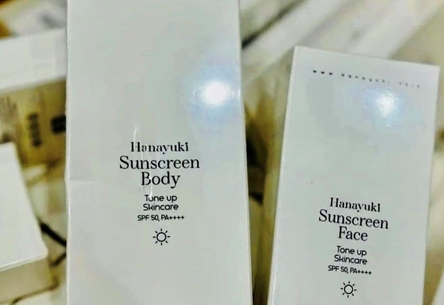 Kem chống nắng Hanayuki Sunscreen Body do Công ty EBC Đồng Nai sản xuất. 1-2547.jpg