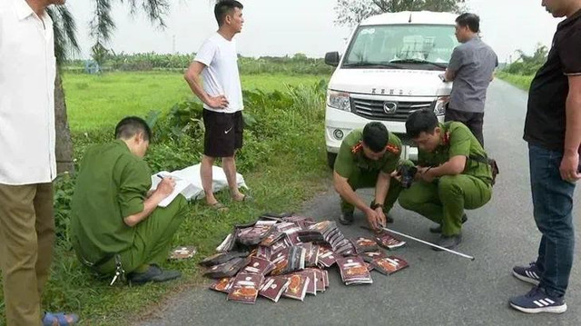 Tang vật vụ án. Tang vật vụ án.