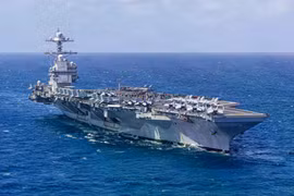 USS Gerald R. Ford giữ vai trò mũi nhọn trong chiến dịch quân sự chống Iran, bất chấp sự cố trên tàu