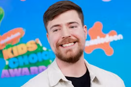 Chân dung youtuber trở thành tỷ phú tự thân trẻ nhất thế giới 