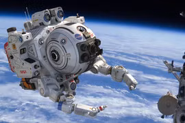 Liệu tương lai sẽ có đồng nghiệp robot trong không gian? 