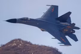 Tại sao không quân Trung Quốc loại biên tiêm kích J-11A có nguồn gốc Nga?