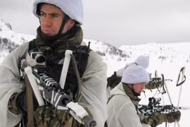 Thủy quân Lục chiến Hoàng gia Anh trong đợt triển khai mùa đông - Bộ Quốc phòng Anh.