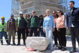 Giải mã bức phù điêu cá heo 2.000 tuổi tại thành phố cổ Patara