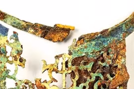 Bí ẩn bộ giáp mạ vàng đính rồng trong lăng mộ Kofun của Nhật Bản