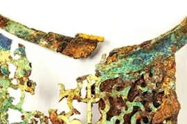 Bí ẩn bộ giáp mạ vàng đính rồng trong lăng mộ Kofun của Nhật Bản