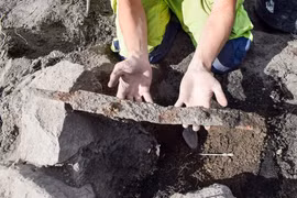 Thêm kho báu Viking mới được tiết lộ 