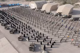 Mỹ sẽ đối mặt với 1 triệu quân, 4.000 xe tăng khi tiến vào Iran