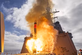 Tomahawk cạn kiệt, Mỹ “đốt” tên lửa với tốc độ không tưởng