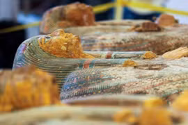 Chấn động danh tính chủ nhân ba chiếc quan tài gỗ sơn cổ Ai Cập