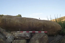 Bí mật lăng mộ đá 4.000 năm tuổi gây chấn động giới khảo cổ