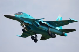 Rostec tiếp tục giao thêm tiêm kích bom cho Không quân Nga