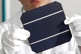 Tăng hiệu suất pin mặt trời lên hơn 10% nhờ công nghệ nano