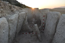 Phát hiện ngôi mộ đá kỳ dị 5.000 năm tuổi ở Tây Ban Nha 