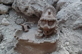 Tượng thần K’awiil Maya được phát hiện, lộ bí mật ngàn năm