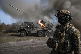 Nga xuyên thủng phòng tuyến Ukraine, mặt trận Dnipropetrovsk bốc cháy