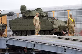 Đoàn chiến xa đổ về thủ đô nước Mỹ chuẩn bị do lễ duyệt binh lịch sử