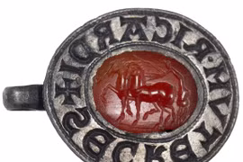 Giải mã họa tiết lạ trên con dấu thời Trung cổ 