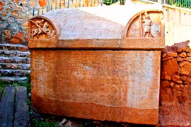  Lộ diện quan tài La Mã cổ đại của Người bảo vệ Hoàng đế