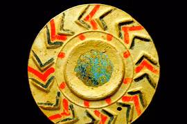 Khai quật "gương thần" xua tà ma, sững sờ sự thật