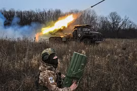 Kharkiv nóng trở lại, Nga gia tăng áp lực đa hướng lên Ukraine