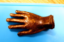 Bí ẩn bàn tay bằng đồng từ đền thờ thần Jupiter 