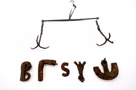 Tận mục chiếc cân sắt 1.600 năm tuổi, soi rõ đời sống thương mại La Mã