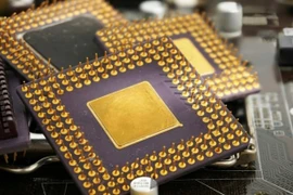 "Mỏ vàng" trong rác điện tử