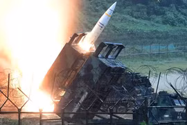 Hệ thống pháo phản lực M270