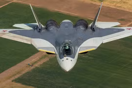 Nguyên mẫu tiêm kích thế hệ thứ năm Su-57